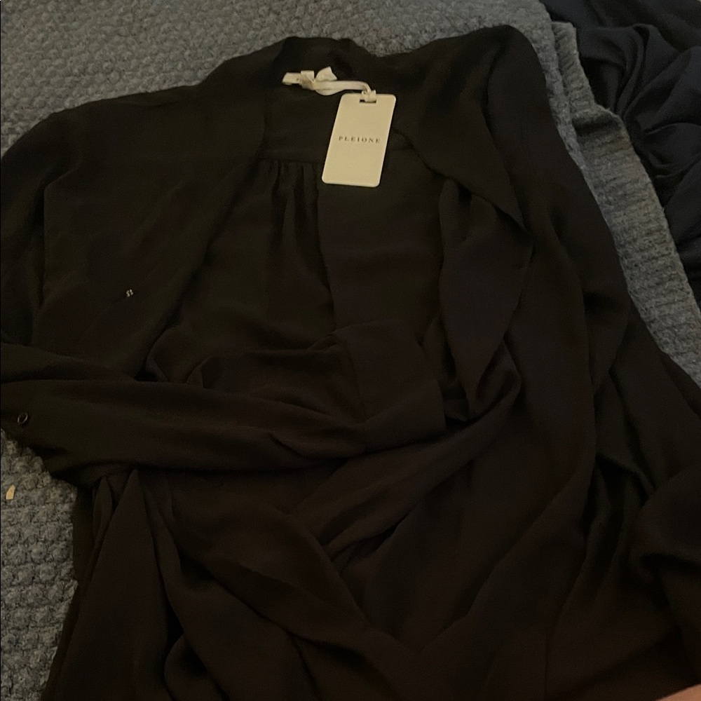 Pleione Black Women's Top